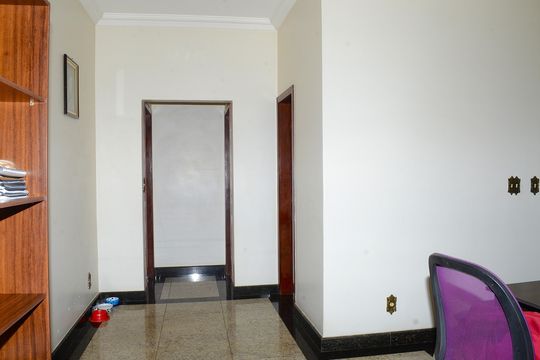 Sala 2 de casa para alugar com 3 quartos, 170m² em Ipê, Belo Horizonte