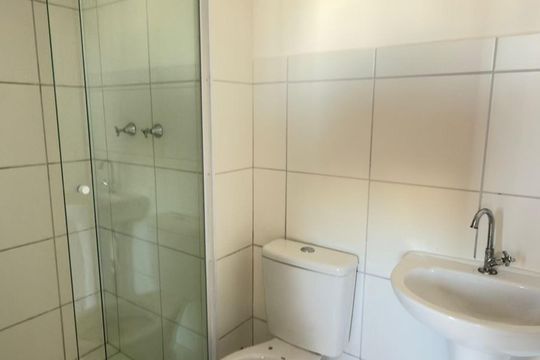 Banheiro de apartamento para alugar com 1 quarto, 38m² em Barra Funda, São Paulo