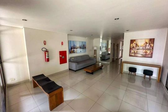 Hall de kitnet/studio para alugar com 2 quartos, 57m² em Cambuí, Campinas