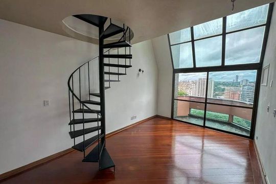 Sala de kitnet/studio para alugar com 2 quartos, 57m² em Cambuí, Campinas