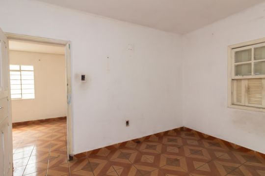 Quarto 1 de casa para alugar com 3 quartos, 200m² em Itaquera, São Paulo