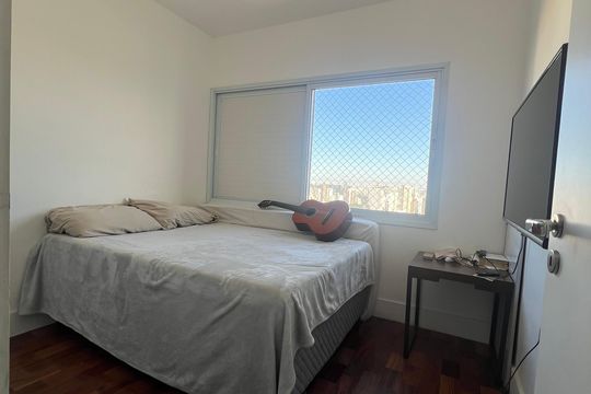 Quarto 1 de apartamento à venda com 2 quartos, 101m² em Sumarezinho, São Paulo