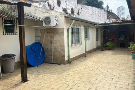 Casa à venda com 3 quartos, 458m² em Lapa, São Paulo