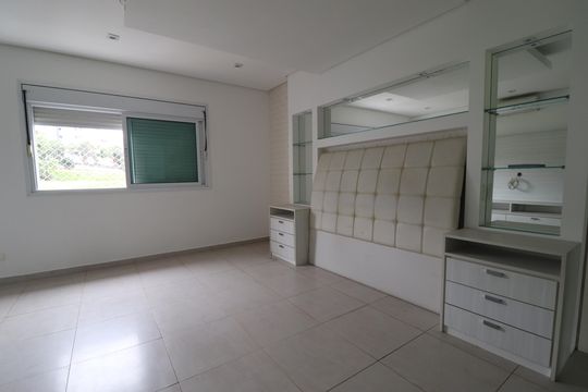 Quarto 1 suíte de casa para alugar com 3 quartos, 300m² em Campestre, Santo André