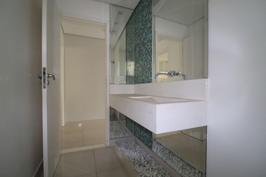 Lavabo de casa para alugar com 3 quartos, 300m² em Campestre, Santo André