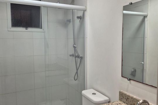 Banheiro de apartamento à venda com 2 quartos, 96m² em Vila Andrade, São Paulo
