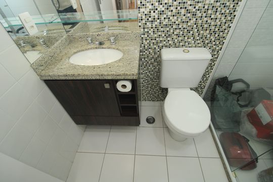 Banheiro da Suíte de apartamento para alugar com 3 quartos, 108m² em Ipiranga, São Paulo