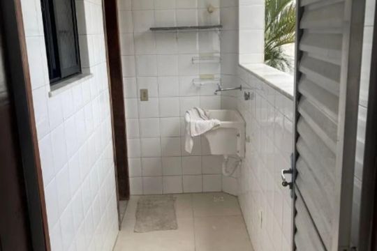 Área de serviço de apartamento para alugar com 2 quartos, 96m² em Itapuã, Salvador