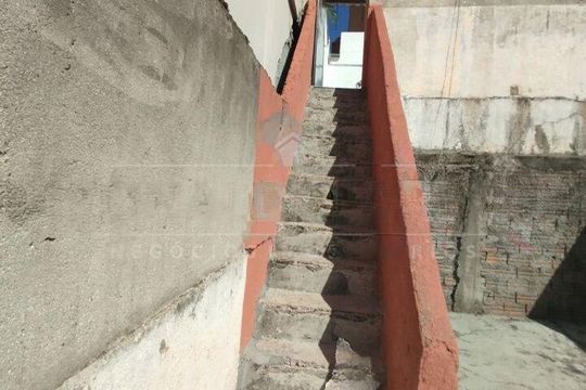 Casa à venda com 2 quartos, 130m² em Jardim Maraba, São Paulo