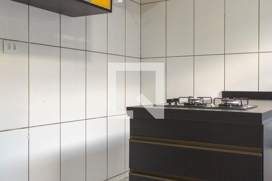 Casa para alugar com 1 quarto, 47m² em Vila Alves Dias, São Bernardo do Campo