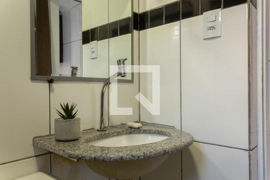 Casa para alugar com 1 quarto, 47m² em Vila Alves Dias, São Bernardo do Campo