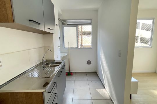 Cozinha de apartamento à venda com 2 quartos, 45m² em Jardim Arpoador, São Paulo