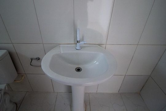 Banheiro de casa para alugar com 1 quarto, 45m² em Jardim Mirante dos Ovnis, Votorantim