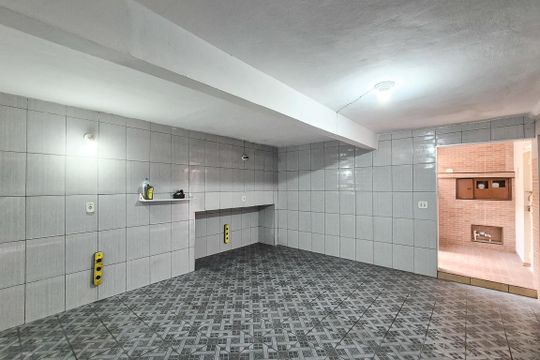 Garagem de casa à venda com 3 quartos, 240m² em Bairro dos Casa, São Bernardo do Campo