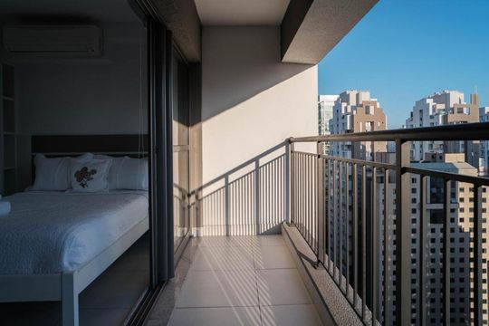 Varanda de apartamento à venda com 1 quarto, 24m² em Indianópolis, São Paulo