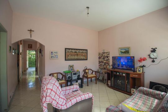 Casa para alugar com 3 quartos, 150m² em Raul Veiga, São Gonçalo