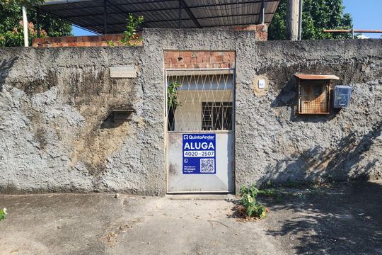 Fachada de casa para alugar com 3 quartos, 150m² em Raul Veiga, São Gonçalo