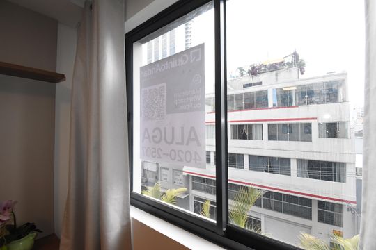 Placa de kitnet/studio à venda com 1 quarto, 32m² em Centro, Curitiba
