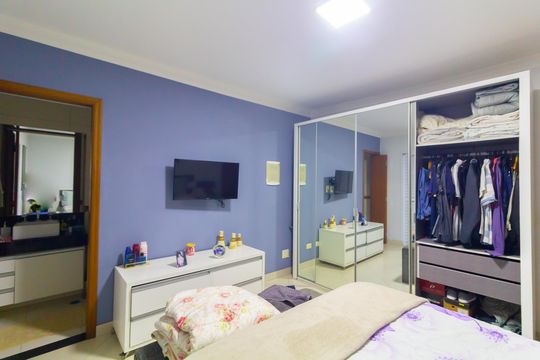 Suíte de casa à venda com 2 quartos, 150m² em Vila Sao Geraldo, São Paulo