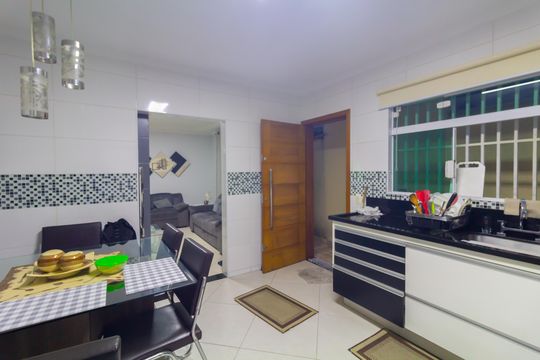 Cozinha de casa à venda com 2 quartos, 150m² em Vila Sao Geraldo, São Paulo