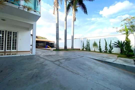 Área externa de casa à venda com 3 quartos, 500m² em Trevo, Belo Horizonte