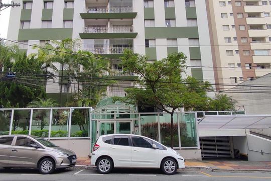 Fachada de apartamento para alugar com 3 quartos, 140m² em Santo Antônio, São Caetano do Sul