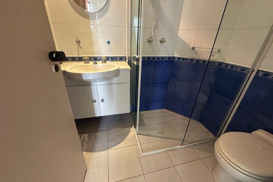 Banheiro da Suíte 3 de apartamento à venda com 3 quartos, 164m² em Alphaville, Barueri