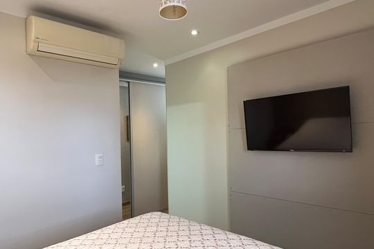 Suíte de apartamento para alugar com 3 quartos, 109m² em Gonzaga, Santos