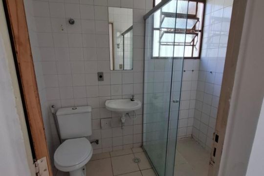 Banheiro de casa para alugar com 2 quartos, 51m² em Parque Eldorado, Campinas