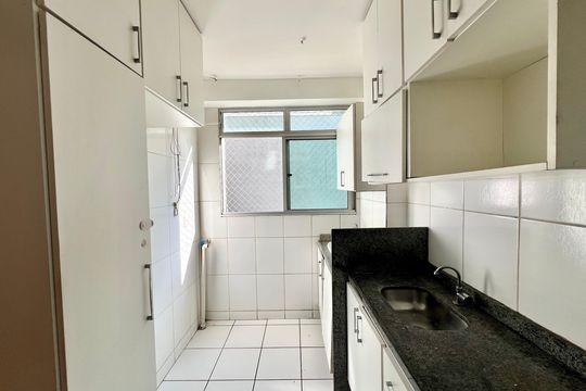 Cozinha de apartamento à venda com 3 quartos, 60m² em Santa Branca, Belo Horizonte