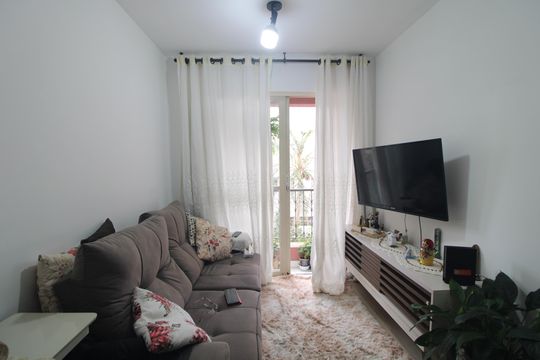 Sala de apartamento à venda com 2 quartos, 50m² em Jardim Anhanguera, São Paulo
