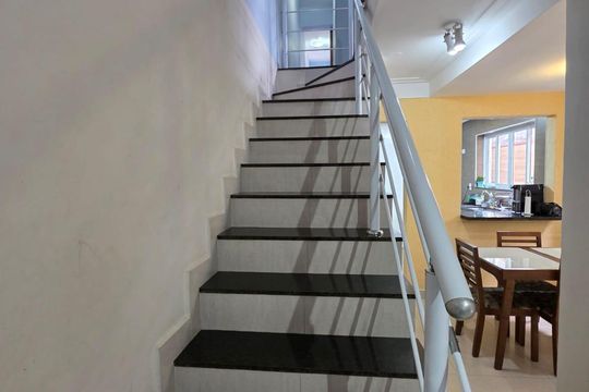 Sala de jantar de casa à venda com 3 quartos, 180m² em Jardim Santa Emilia, São Paulo