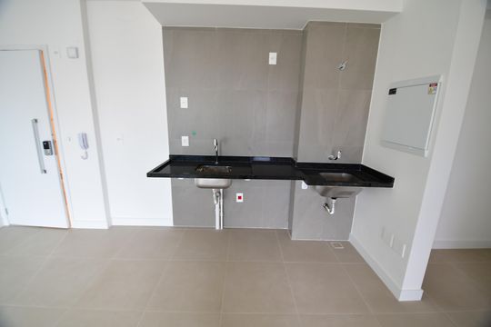 Cozinha de kitnet/studio para alugar com 1 quarto, 57m² em Centro, Campinas