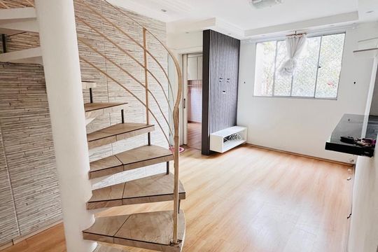 Apartamento à venda com 2 quartos, 122m² em Jardim Santa Teresinha, São Paulo