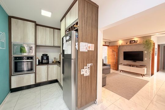 Cozinha de casa à venda com 3 quartos, 169m² em Jardim Promeca, Várzea Paulista