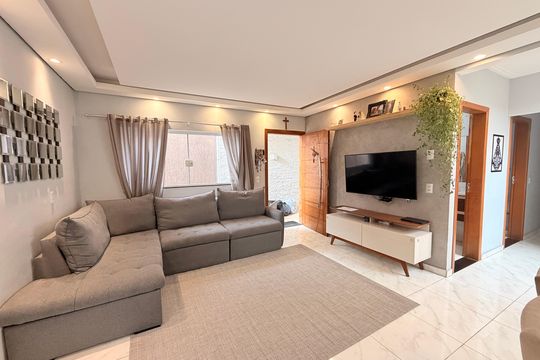 Sala de casa à venda com 3 quartos, 169m² em Jardim Promeca, Várzea Paulista
