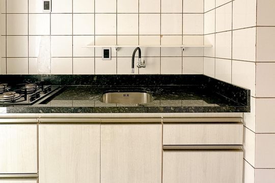 Cozinha de apartamento para alugar com 3 quartos, 52m² em Serraria, São José