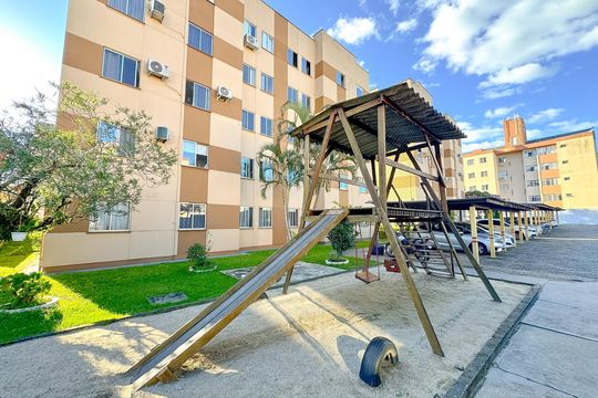 Área comum - Playground de apartamento para alugar com 3 quartos, 52m² em Serraria, São José