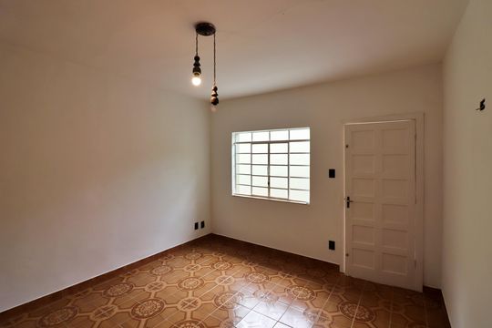 Sala  de casa à venda com 2 quartos, 91m² em Santa Terezinha, São Bernardo do Campo
