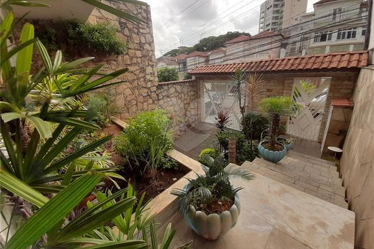 Casa à venda com 3 quartos, 380m² em Jardim São Paulo, São Paulo