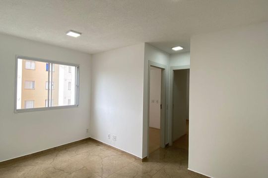 Sala de apartamento à venda com 2 quartos, 41m² em Vila Plana, São Paulo