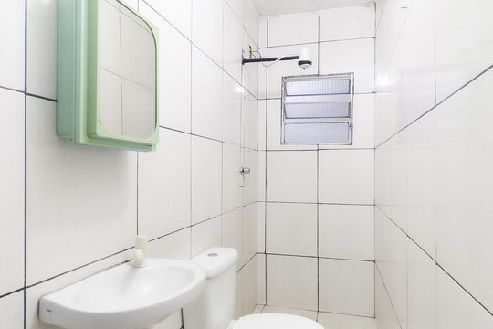 Banheiro de casa à venda com 1 quarto, 36m² em Vila Taquari, São Paulo