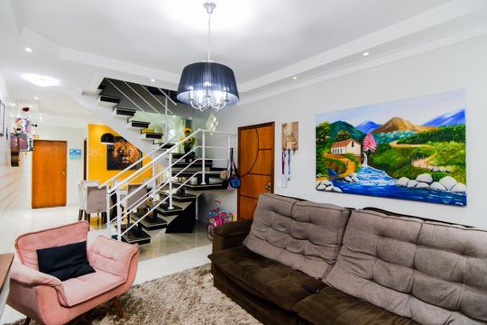 Apartamento à venda com 3 quartos, 139m² em Jardim Santa Clara, Guarulhos
