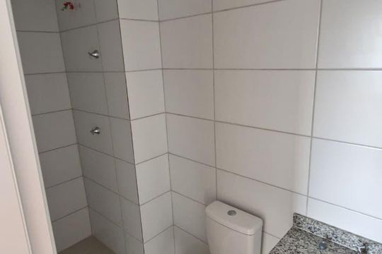 Banheiro de apartamento para alugar com 2 quartos, 48m² em Igara, Canoas