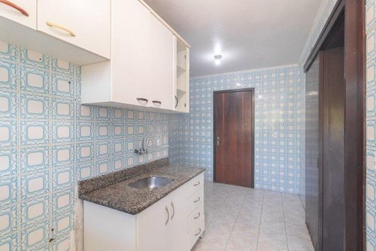 Cozinha de apartamento para alugar com 3 quartos, 113m² em Nonoai, Porto Alegre