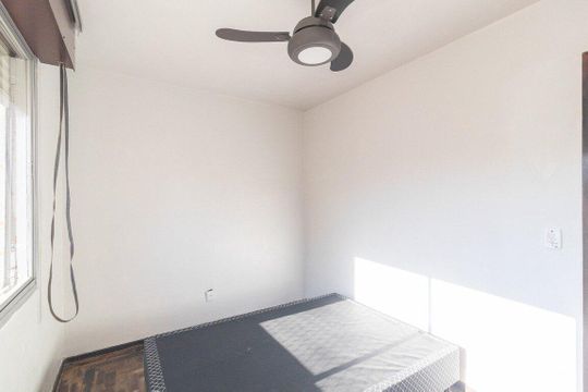 Quarto 1 de apartamento para alugar com 3 quartos, 113m² em Nonoai, Porto Alegre
