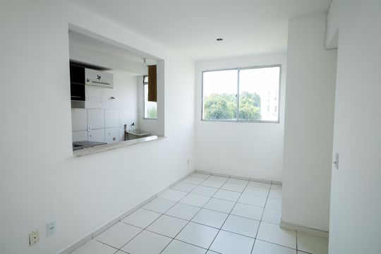 Sala de apartamento à venda com 2 quartos, 48m² em Campo Grande, Rio de Janeiro