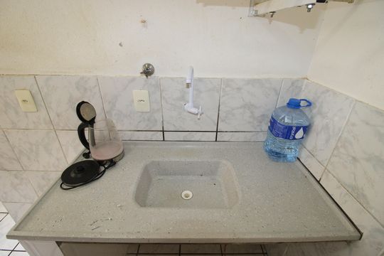 Cozinha de apartamento para alugar com 2 quartos, 52m² em Conjunto Residencial José Bonifácio, São Paulo