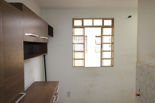 Cozinha de apartamento para alugar com 2 quartos, 52m² em Conjunto Residencial José Bonifácio, São Paulo