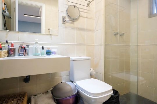 Banheiro de apartamento à venda com 1 quarto, 38m² em Santa Paula, São Caetano do Sul